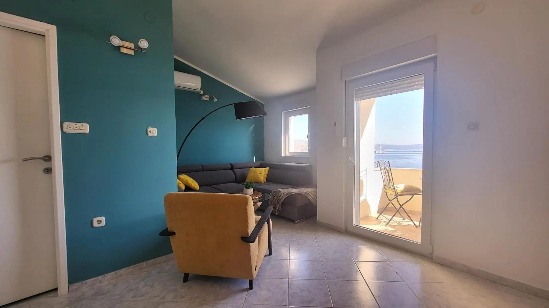 Sveti Duh Apartment Seaview Posedarje Croatia